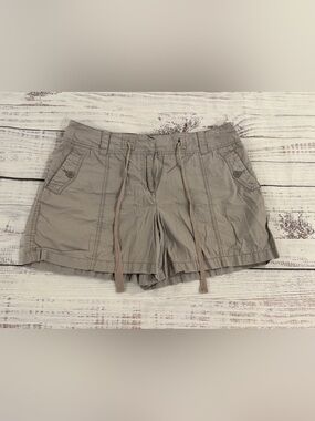 Ann Taylor Loft Women’s Size 14 Grey Cargo Shorts Gray Gorpcore Safari Jungle